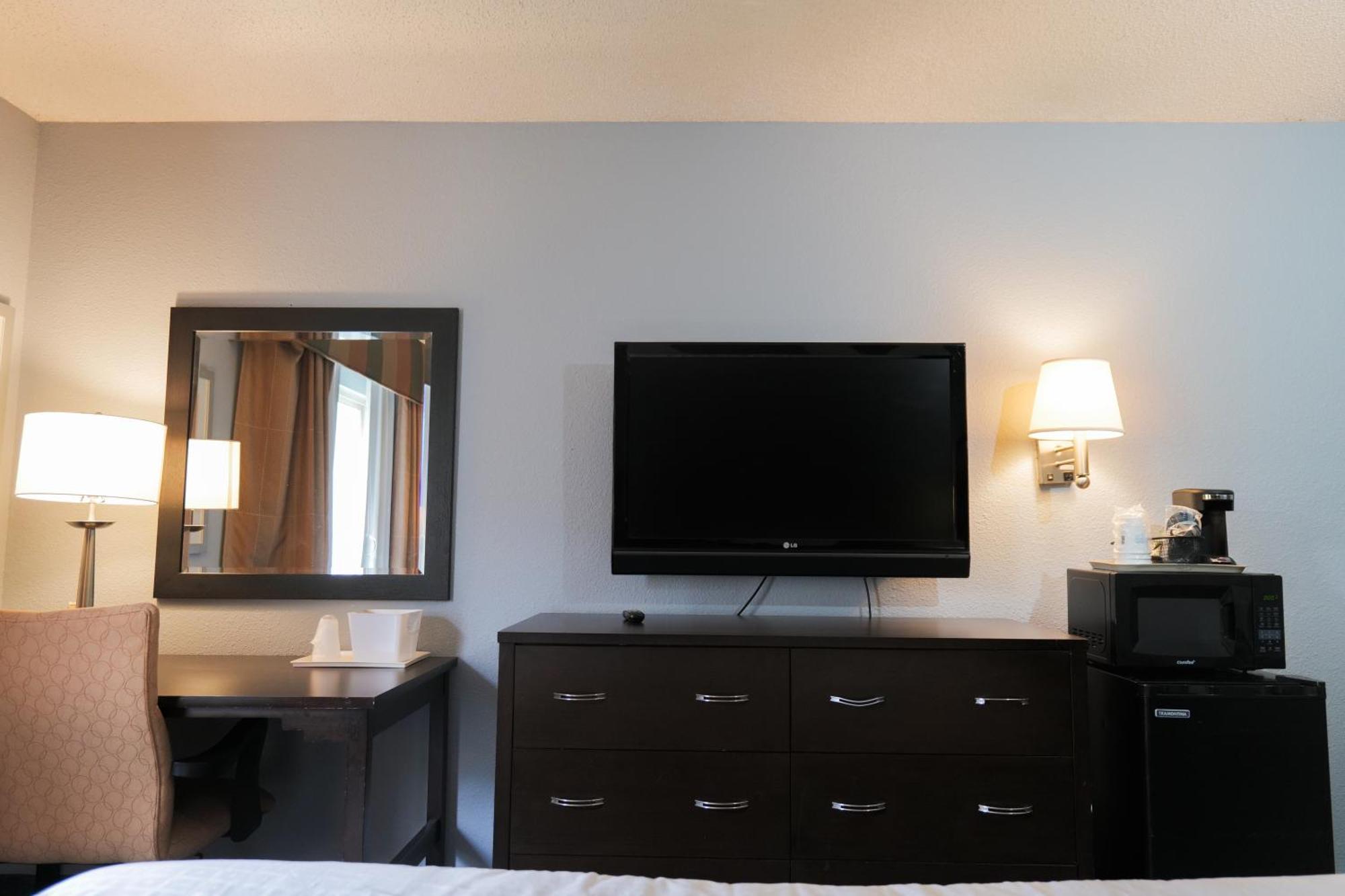 Hotel Baymont By Wyndham Flint Airport North Exteriér fotografie