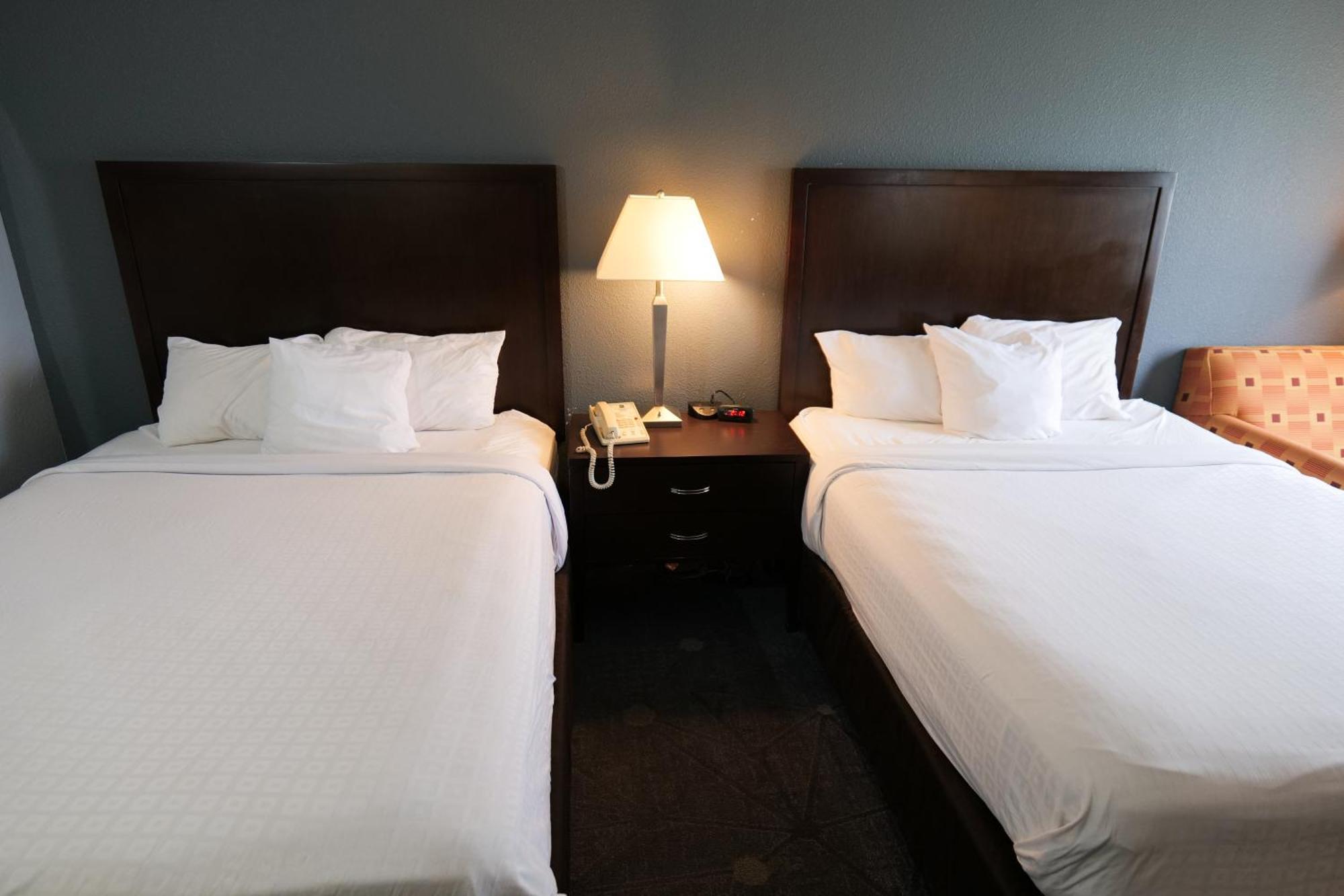 Hotel Baymont By Wyndham Flint Airport North Exteriér fotografie