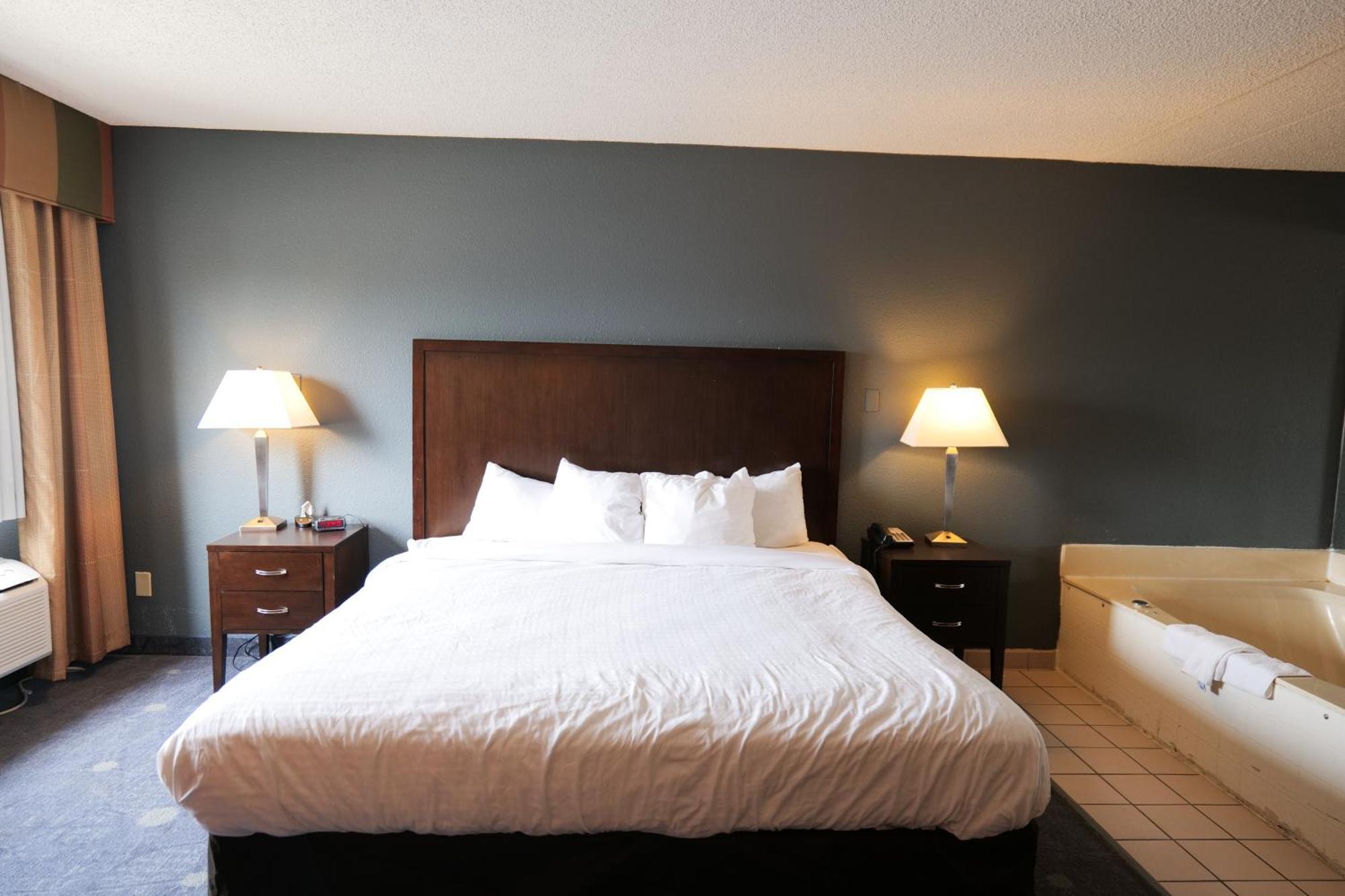Hotel Baymont By Wyndham Flint Airport North Exteriér fotografie