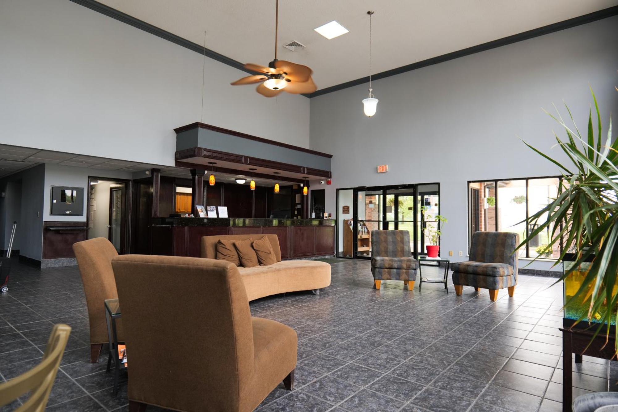 Hotel Baymont By Wyndham Flint Airport North Exteriér fotografie